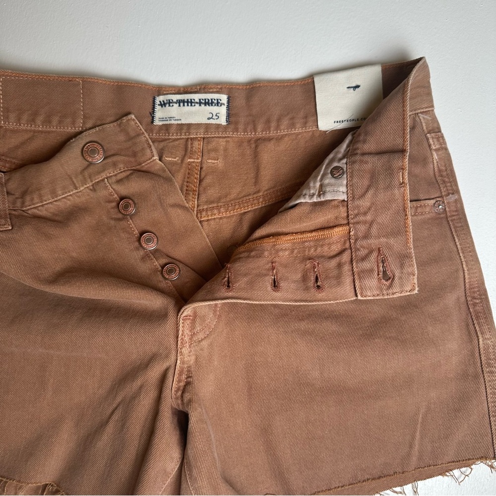Free People We the Free Shorts Beige Tan‎ Cream Color Women’s Size 25 NWT - Picture 3 of 6